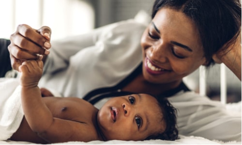 Everything You Need To Know About Postpartum Bleeding new mum